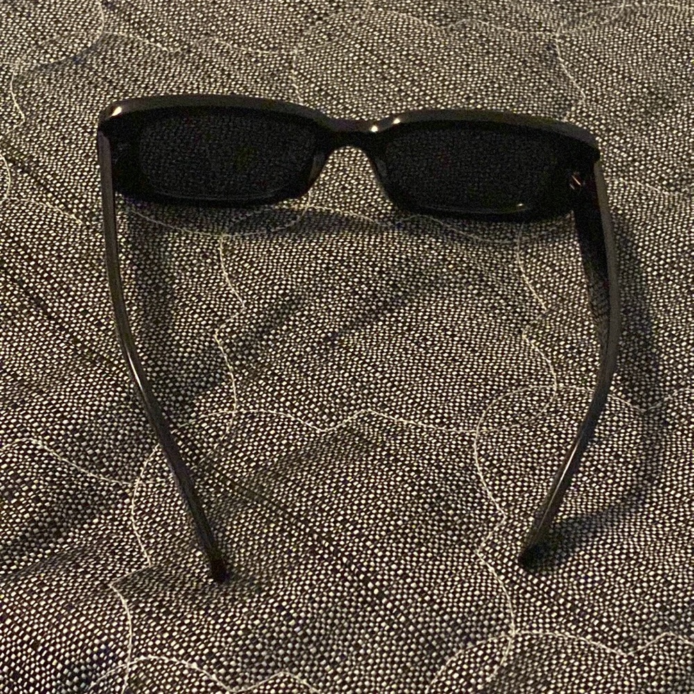 Sunglasses πΆ - Picture 2 of 6